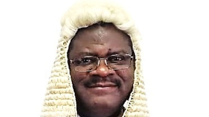 Judge under pressure to resign