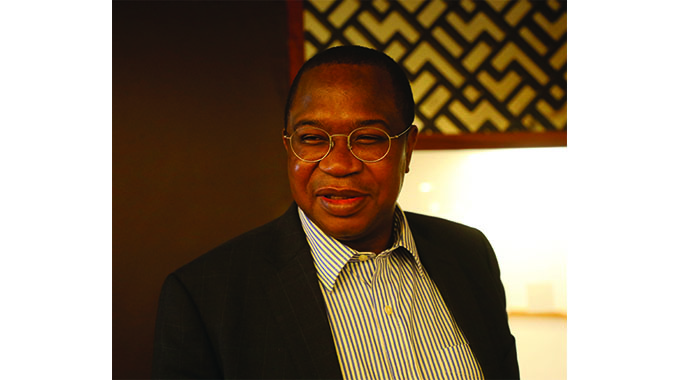 Prof Mthuli Ncube empowers women in Cowdray Park