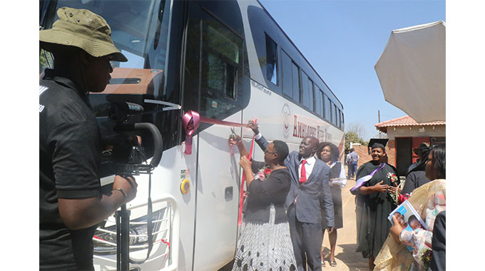 Amhlophe High School celebrates double  milestone with new school bus and awards