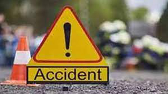  Accident claims two lives, 10 injured